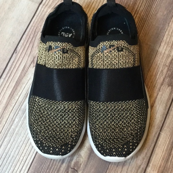 APL x Lululemon Techloom Bliss Sneakers in Black and Rose Gold Metallic - Picture 12 of 12